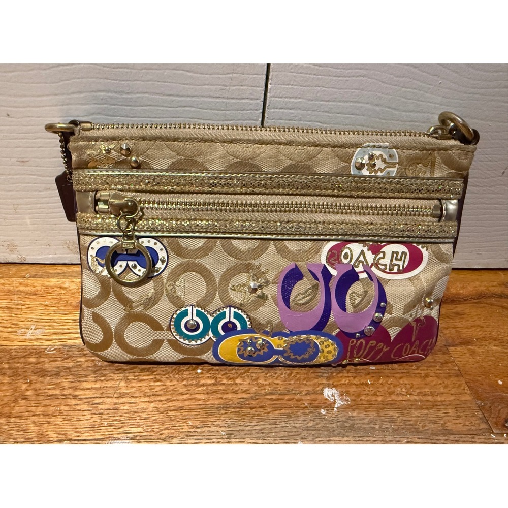 Coach Poppy Cosmetic Pouch Wristlet Signature C Monogram Multi Color Charms